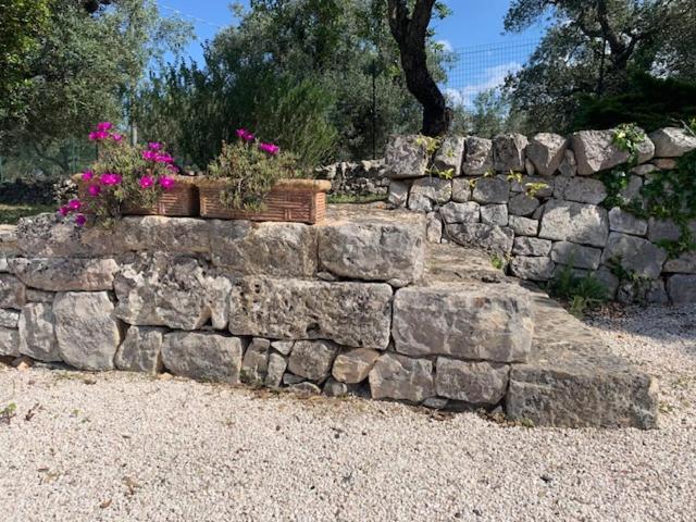 Pensjonat Trulli Santa Maria Odegitria Relais Ostuni Zewnętrze zdjęcie