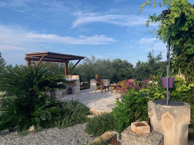 Pensjonat Trulli Santa Maria Odegitria Relais Ostuni Zewnętrze zdjęcie
